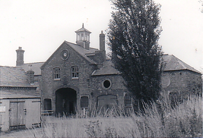 The plaster mill